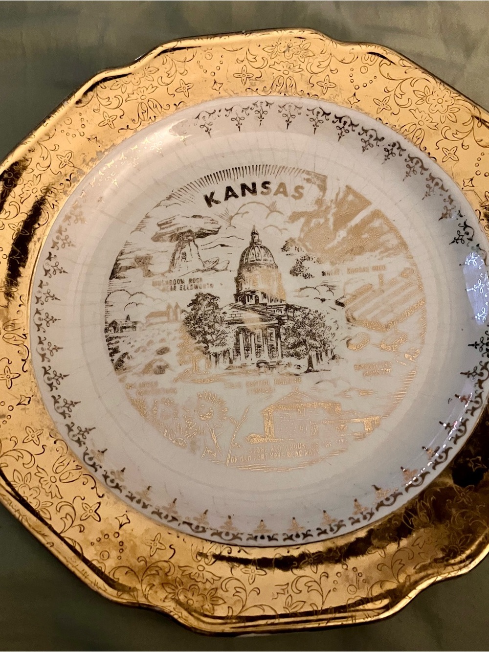 Sabine White and Gold Kansas Commemorative Plate